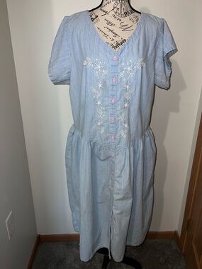 Vintage Chambray Floral Embroidered Midi Dress Light Wash Pink Buttons XL